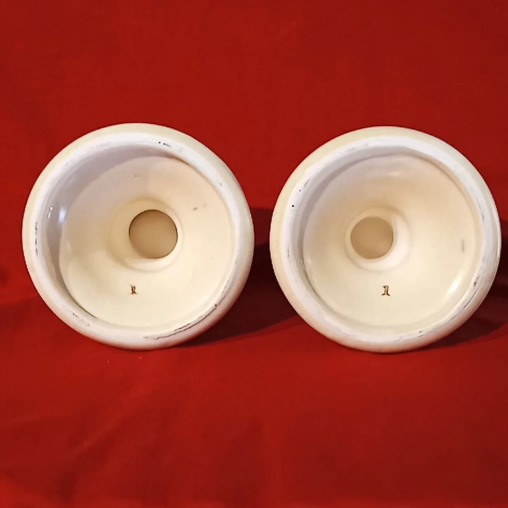 RARE-Pfalzgraff Village Pattern Set of 2 Series #1 Short Candlestick Holders. - Picture 8 of 16